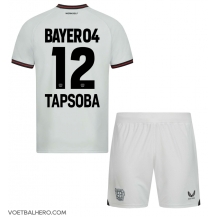 Bayer Leverkusen Edmond Tapsoba #12 Uit tenue Kids 2023-24 Korte Mouwen (+ broek)