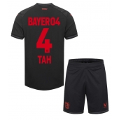 Bayer Leverkusen Jonathan Tah #4 Thuis tenue Kids 2023-24 Korte Mouwen (+ broek)