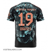 Bayern Munich Alphonso Davies #19 Uit tenue 2024-25 Korte Mouwen