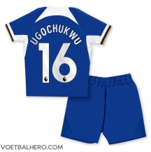 Chelsea Lesley Ugochukwu #16 Thuis tenue Kids 2023-24 Korte Mouwen (+ broek)