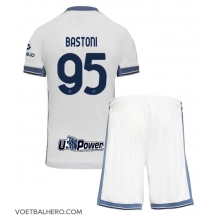 Inter Milan Alessandro Bastoni #95 Uit tenue Kids 2024-25 Korte Mouwen (+ broek)