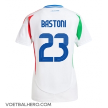 Italië Alessandro Bastoni #23 Uit tenue Dames EK 2024 Korte Mouwen