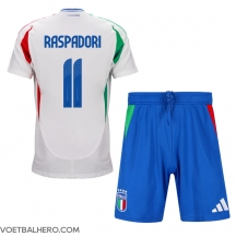 Italië Giacomo Raspadori #11 Uit tenue Kids EK 2024 Korte Mouwen (+ broek)