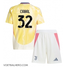 Juventus Juan Cabal #32 Uit tenue Kids 2024-25 Korte Mouwen (+ broek)