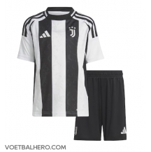 Juventus Thuis tenue Kids 2024-25 Korte Mouwen (+ broek)