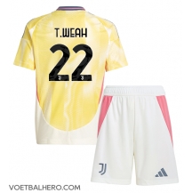 Juventus Timothy Weah #22 Uit tenue Kids 2024-25 Korte Mouwen (+ broek)