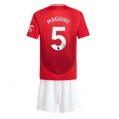 Manchester United Harry Maguire #5 Thuis tenue Kids 2024-25 Korte Mouwen (+ broek)