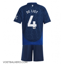 Manchester United Matthijs de Ligt #4 Uit tenue Kids 2024-25 Korte Mouwen (+ broek)