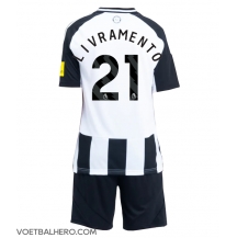 Newcastle United Tino Livramento #21 Thuis tenue Kids 2024-25 Korte Mouwen (+ broek)