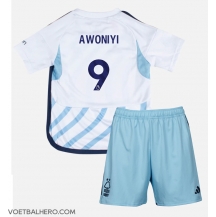 Nottingham Forest Taiwo Awoniyi #9 Uit tenue Kids 2023-24 Korte Mouwen (+ broek)