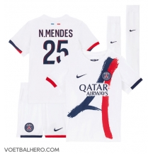 Paris Saint-Germain Nuno Mendes #25 Uit tenue Kids 2024-25 Korte Mouwen (+ broek)