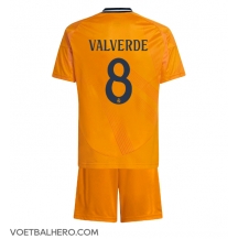 Real Madrid Federico Valverde #8 Uit tenue Kids 2024-25 Korte Mouwen (+ broek)