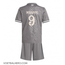 Real Madrid Kylian Mbappe #9 Derde tenue Kids 2024-25 Korte Mouwen (+ broek)