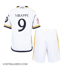 Real Madrid Kylian Mbappe #9 Thuis tenue Kids 2023-24 Korte Mouwen (+ broek)