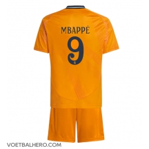 Real Madrid Kylian Mbappe #9 Uit tenue Kids 2024-25 Korte Mouwen (+ broek)