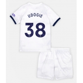 Tottenham Hotspur Destiny Udogie #38 Thuis tenue Kids 2023-24 Korte Mouwen (+ broek)