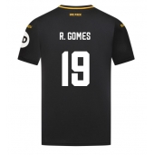 Wolves Rodrigo Gomes #19 Uit tenue 2024-25 Korte Mouwen